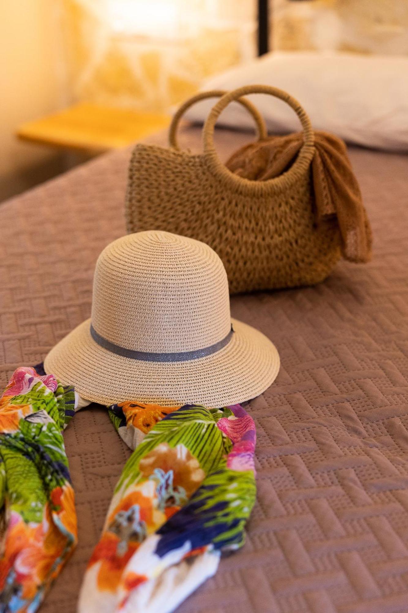 Mathraki Resort Гувия Екстериор снимка