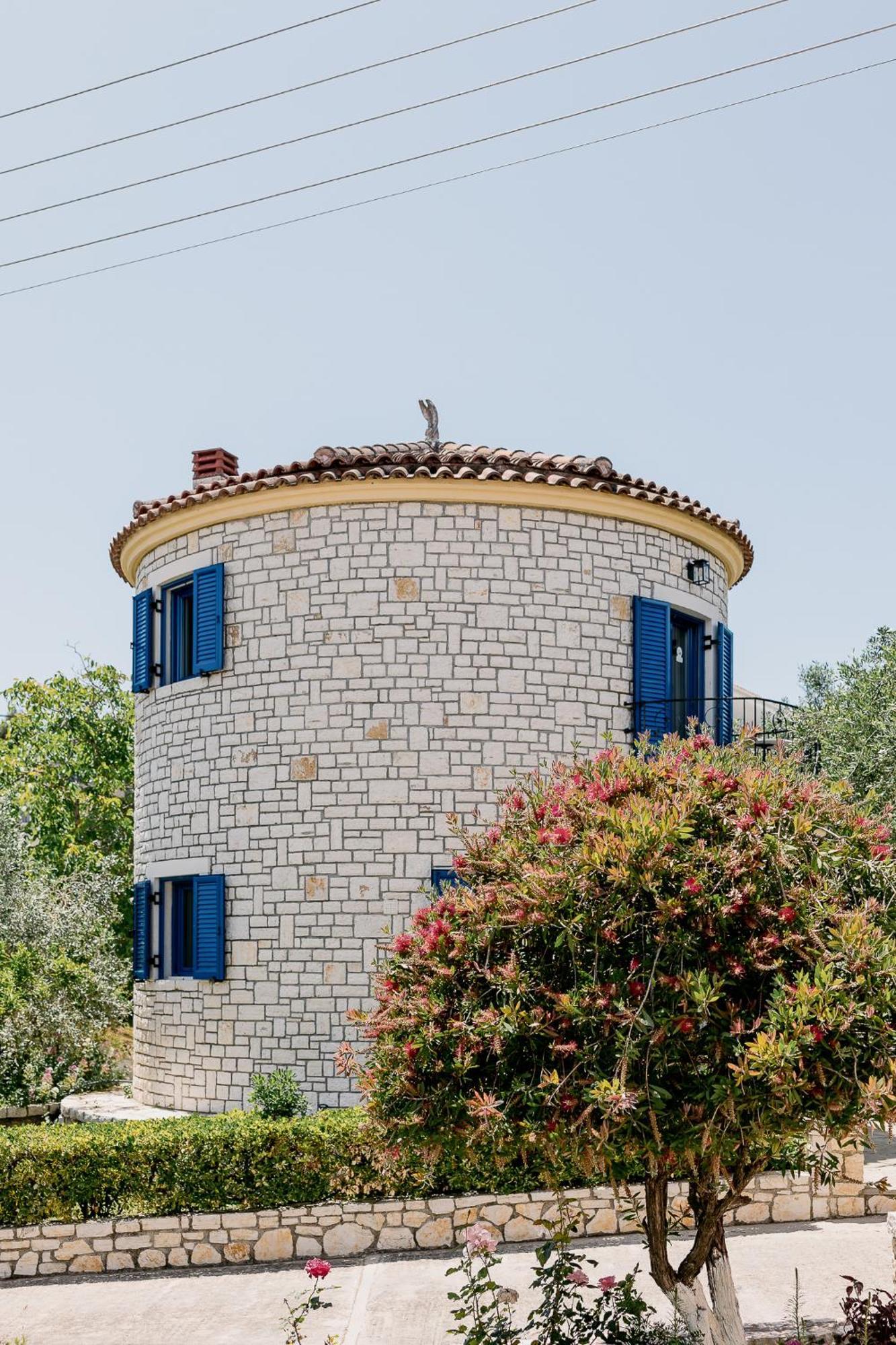 Mathraki Resort Гувия Екстериор снимка